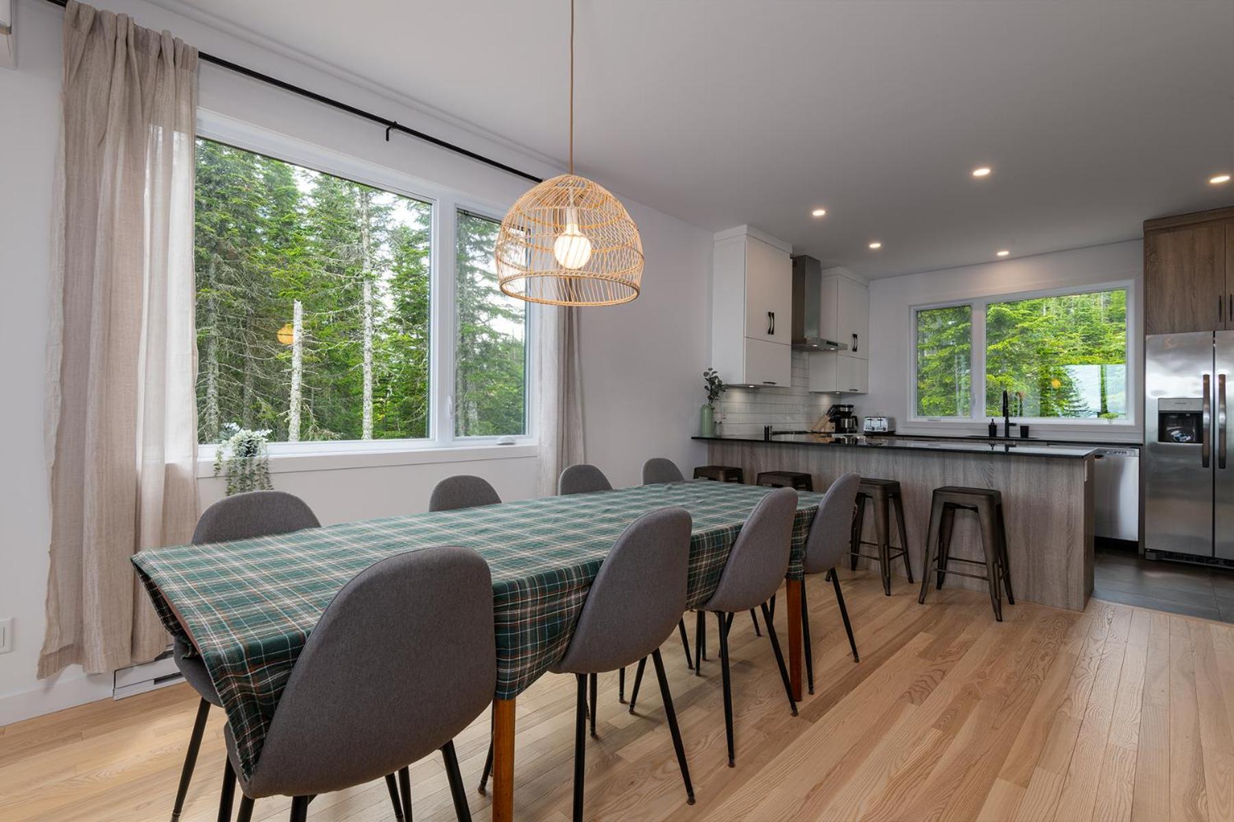 Les Chalets Du Massif De Charlevoix Петит-Ривьер-Сен-Франсуа Номер фото