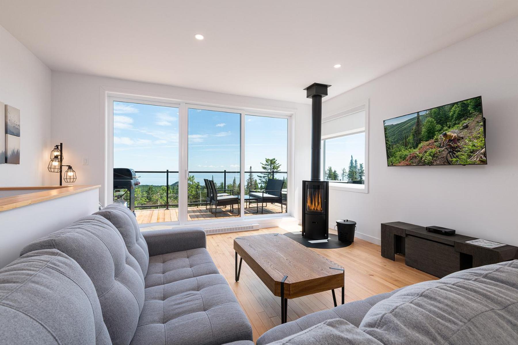 Les Chalets Du Massif De Charlevoix Петит-Ривьер-Сен-Франсуа Номер фото