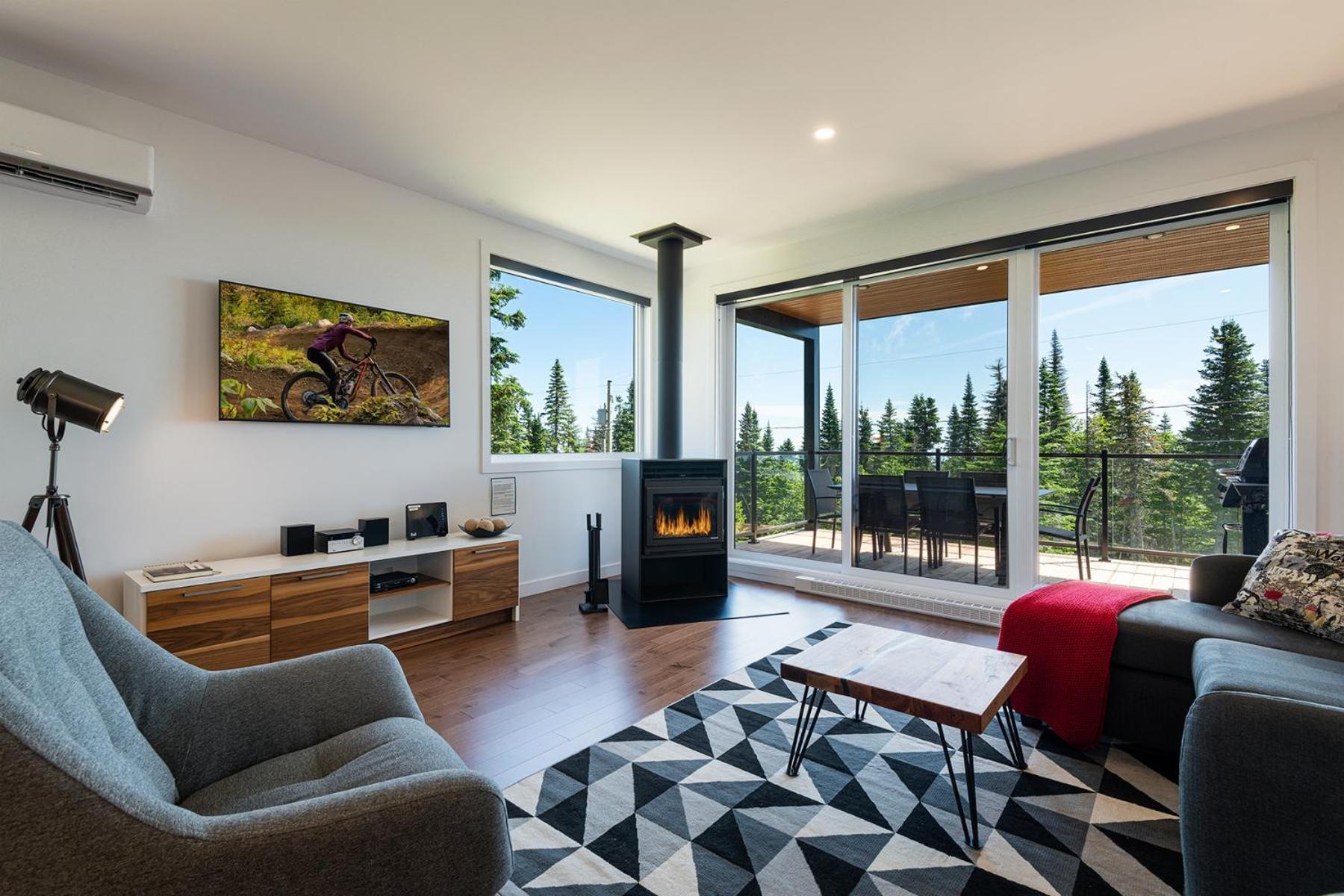 Les Chalets Du Massif De Charlevoix Петит-Ривьер-Сен-Франсуа Номер фото