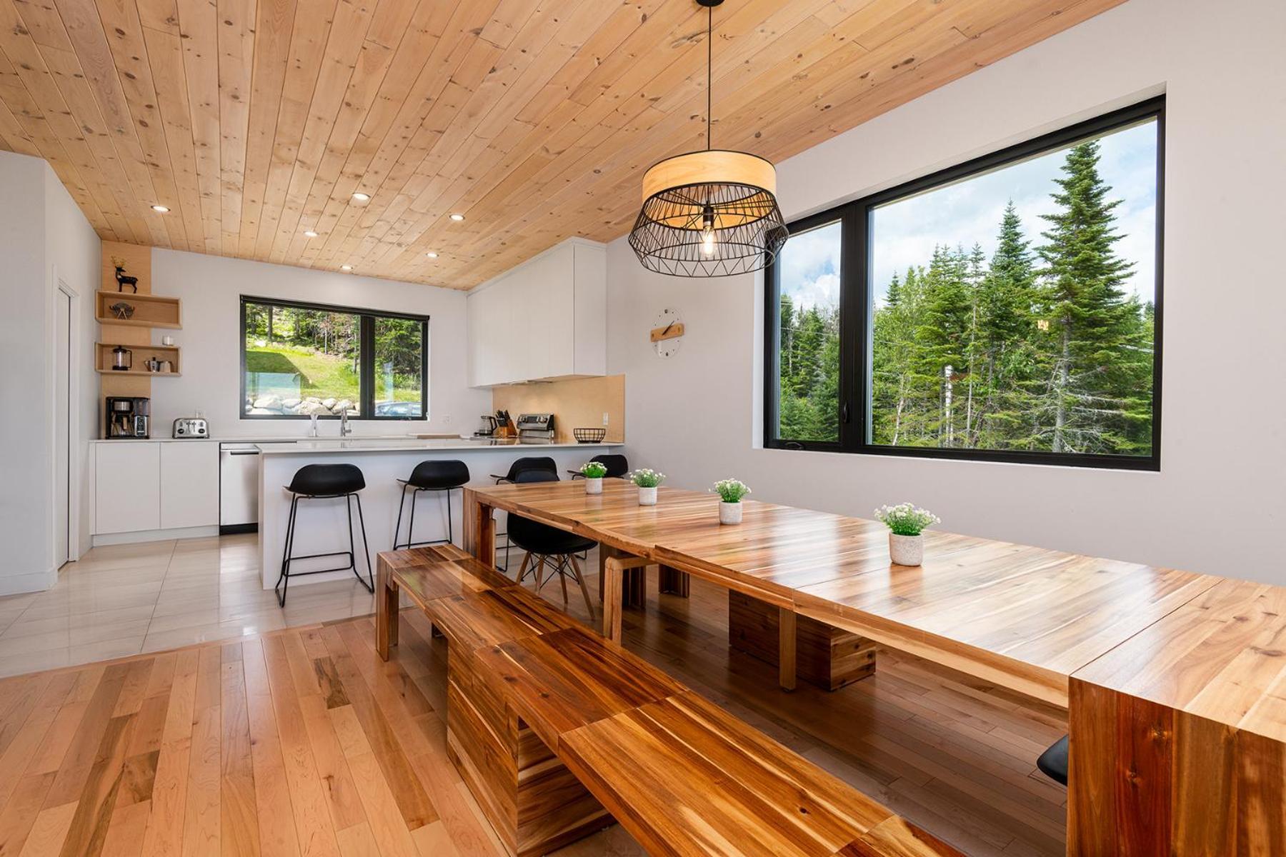 Les Chalets Du Massif De Charlevoix Петит-Ривьер-Сен-Франсуа Номер фото