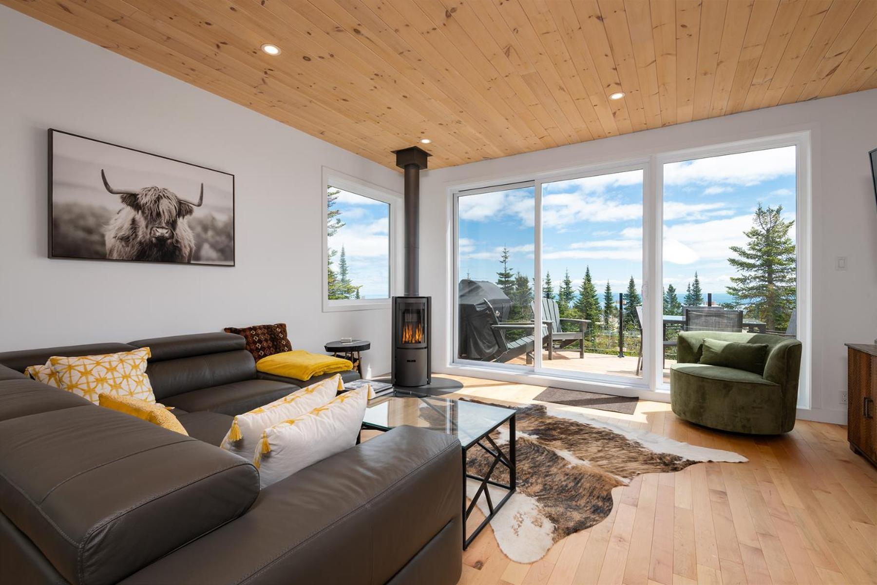 Les Chalets Du Massif De Charlevoix Петит-Ривьер-Сен-Франсуа Экстерьер фото